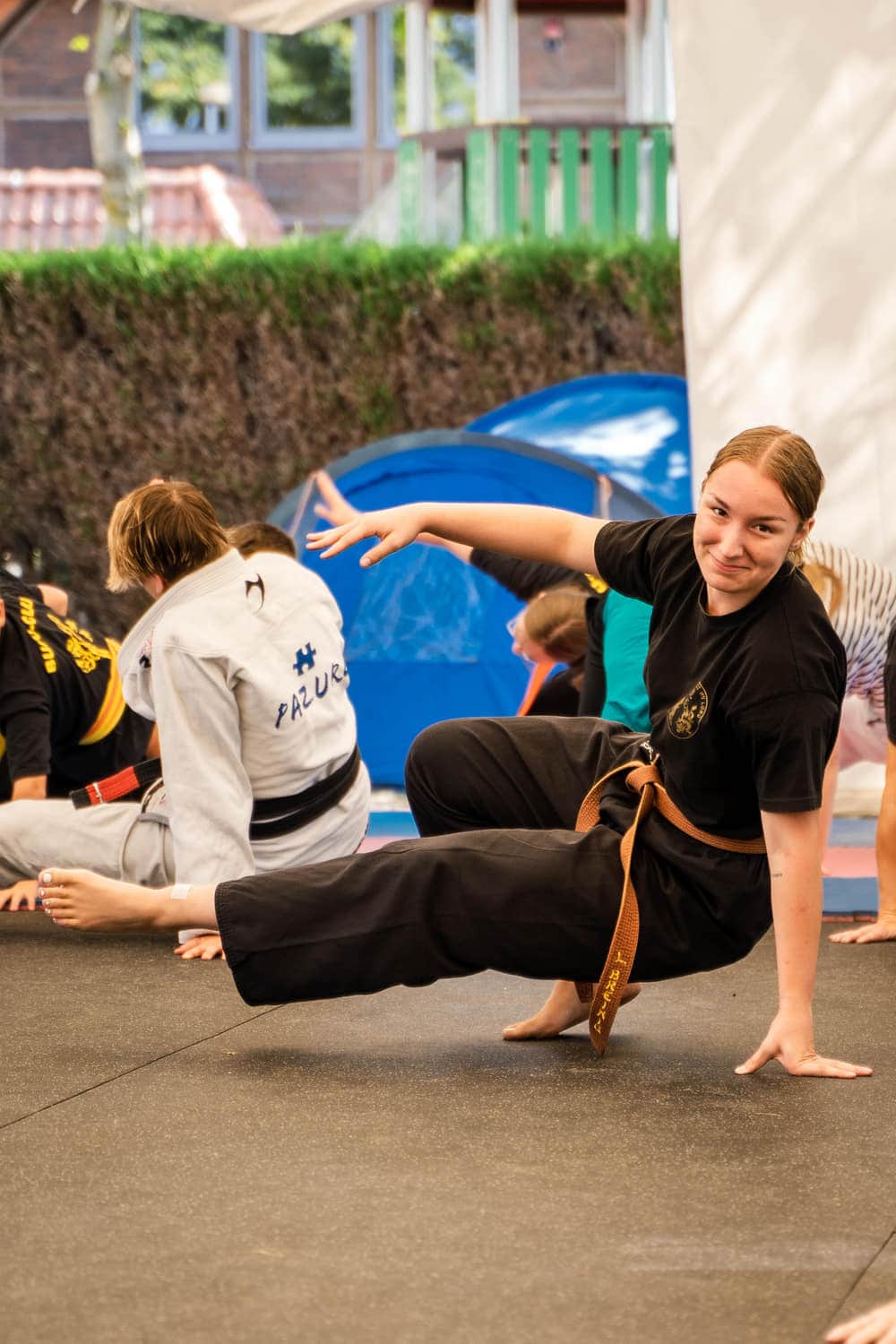 Akrobatik beim Kampfsportcamp